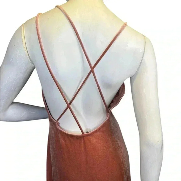 Lulus whimsical romance pink velvet faux-wrap maxi dress slits size medium.#67 - Picture 8 of 12